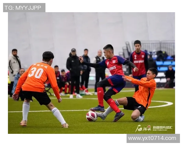 足球明星走进新疆关爱儿童梦想传递温暖与希望